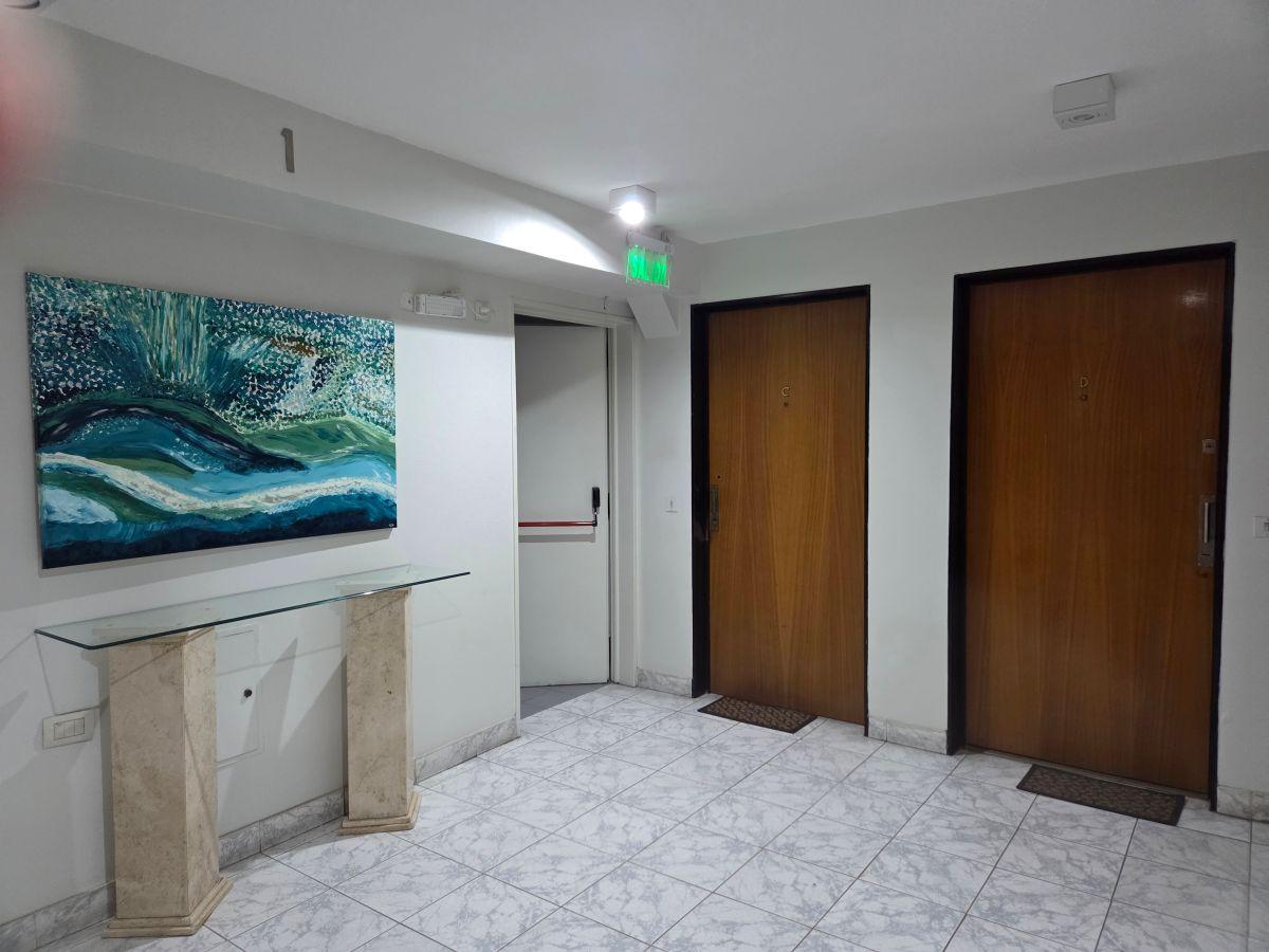 Foto de Excelente DUPLEX de DOS AMBIENTES en LAS CAÑITAS en muy buena, imagen 2