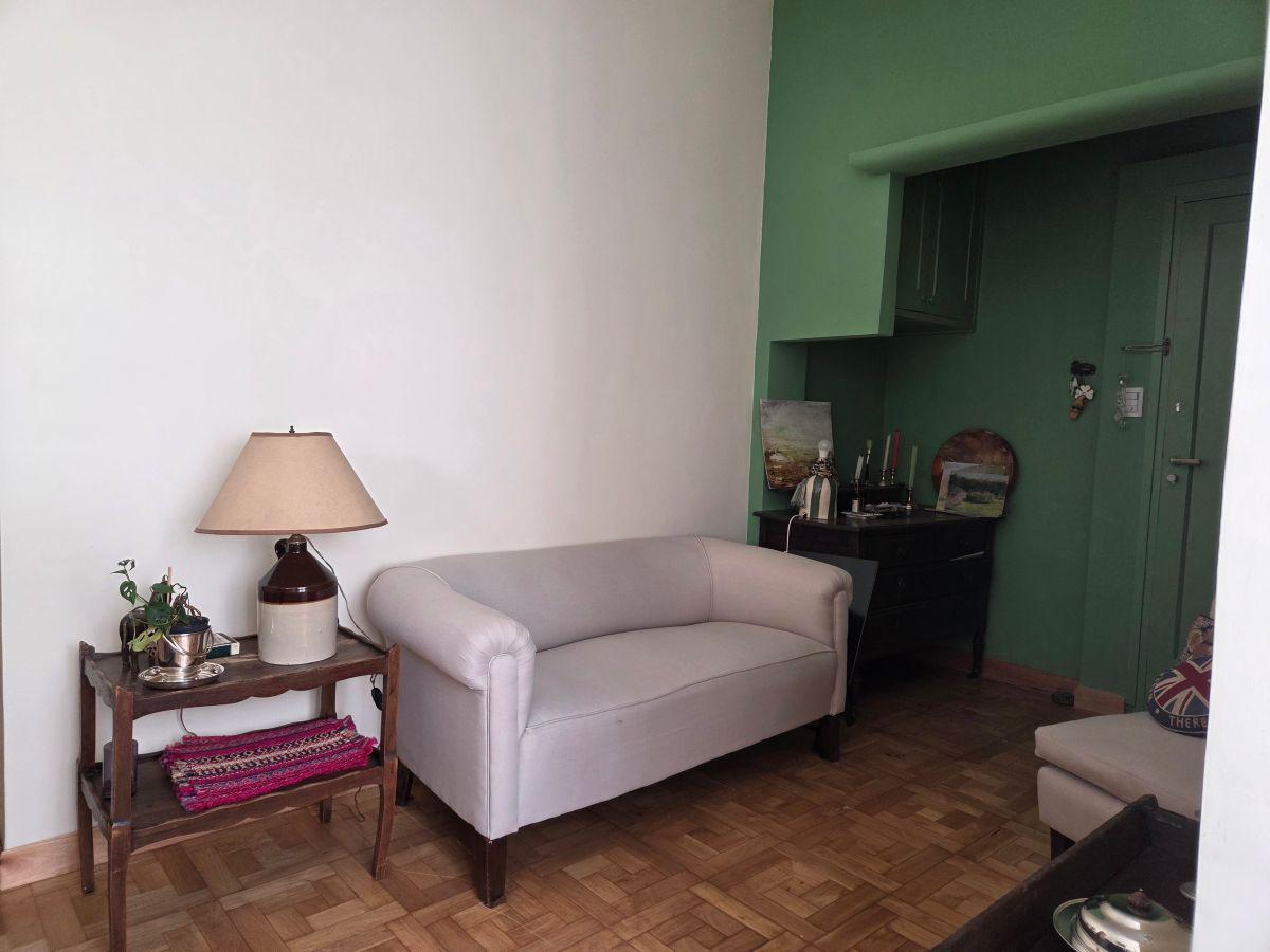 Foto de Dos ambientes amoblados cálidos y luminosos. RECOLETA.PZA.VICENTE, imagen 2
