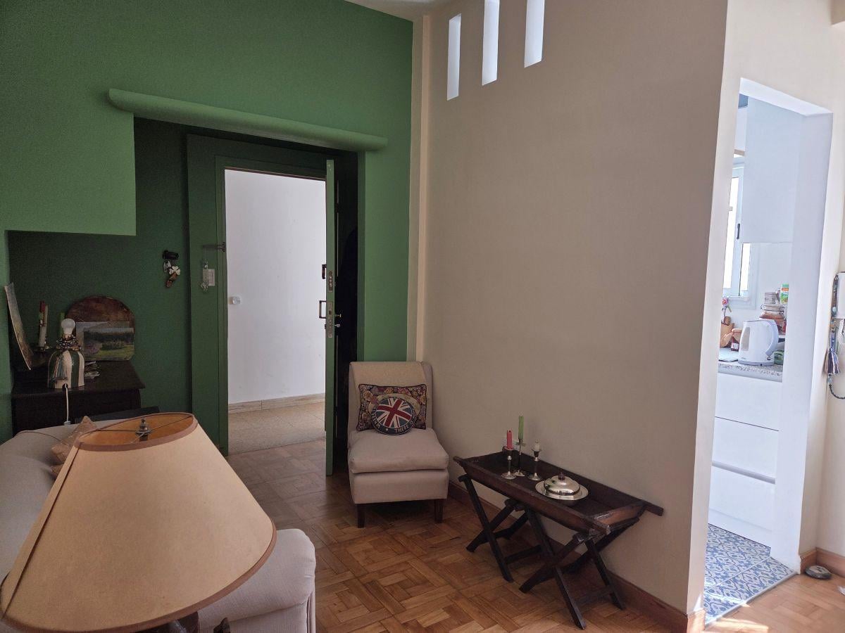 Foto de Dos ambientes amoblados cálidos y luminosos. RECOLETA.PZA.VICENTE, imagen 1