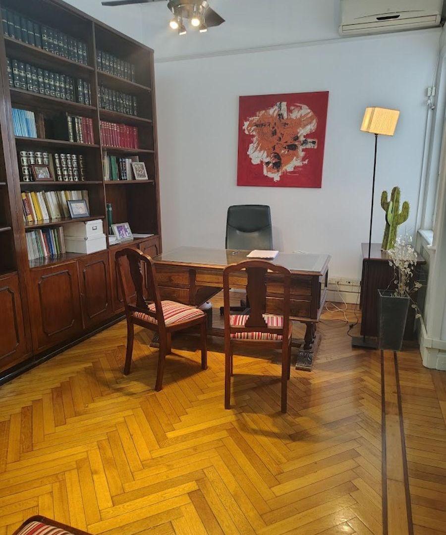 Foto de Alquiler Oficina de recepción y dos ambientes en edificio señorial, imagen 5