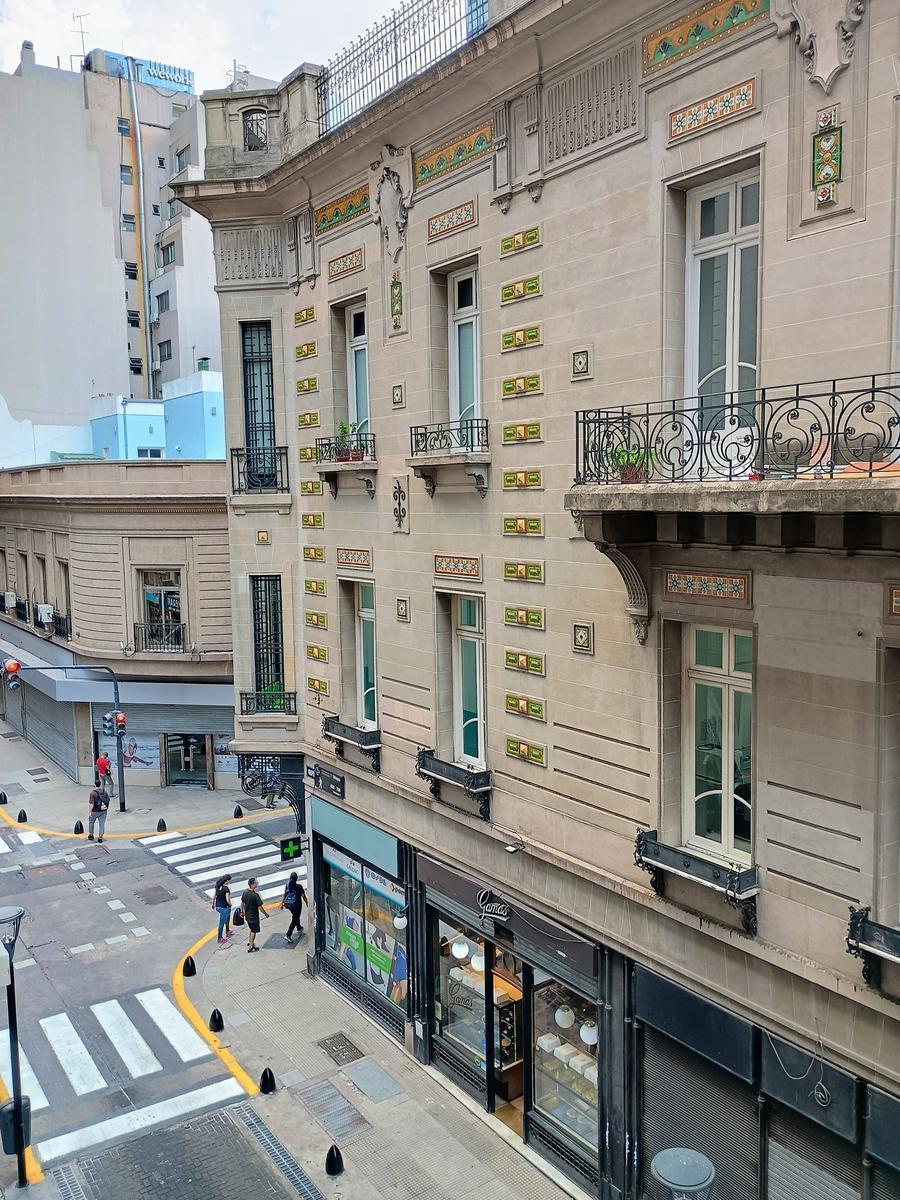 Venta Departamento 2 Ambientes Al Frente en Microcentro 3