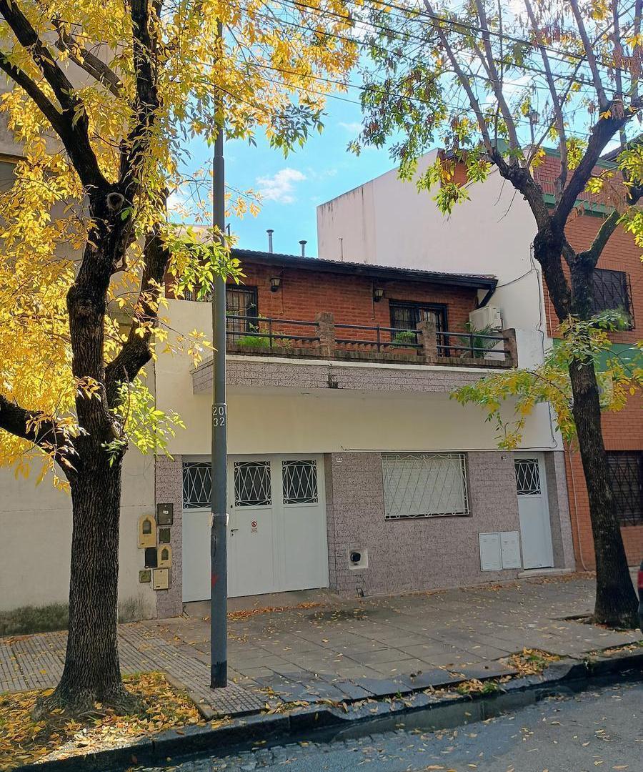 Venta PH en Planta Baja 3 Ambientes con Cochera en Parque Patricios