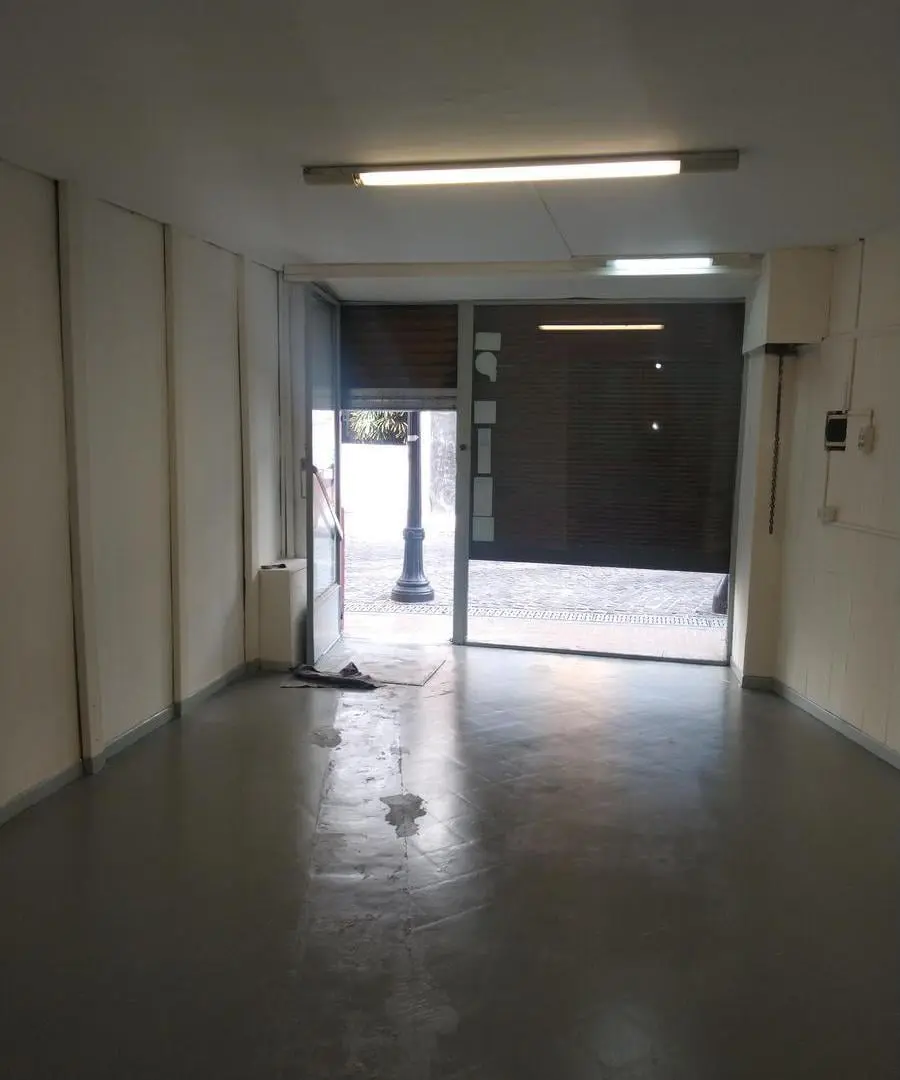 Alquiler Local Comercial en Monserrat 3