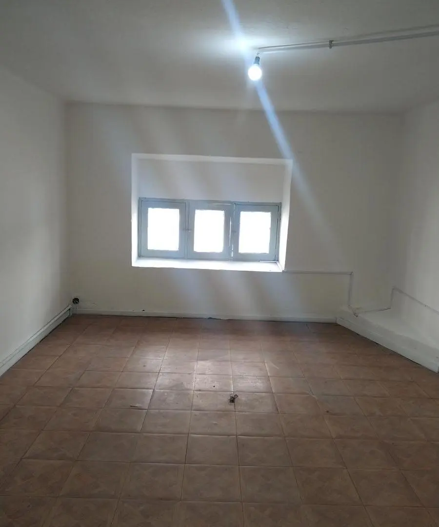 Alquiler Local Comercial en Monserrat 5