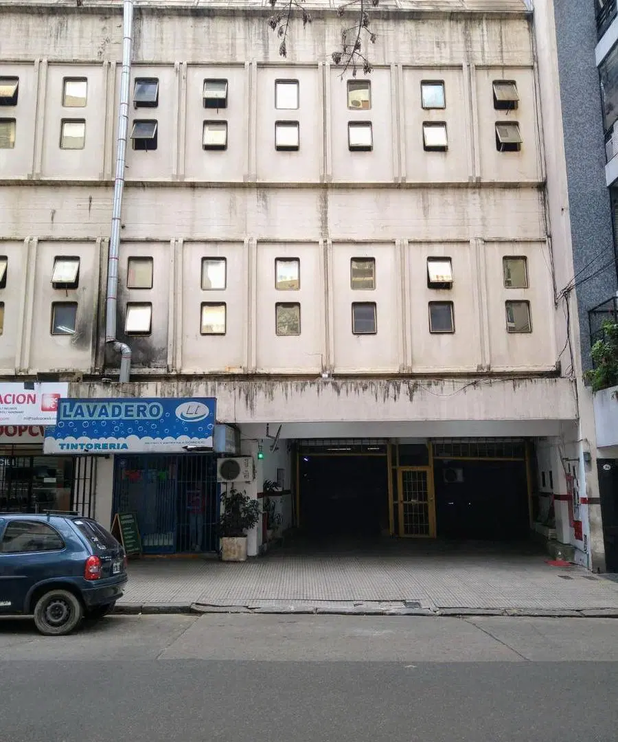 Venta Cochera Fija en Barrio Norte 1