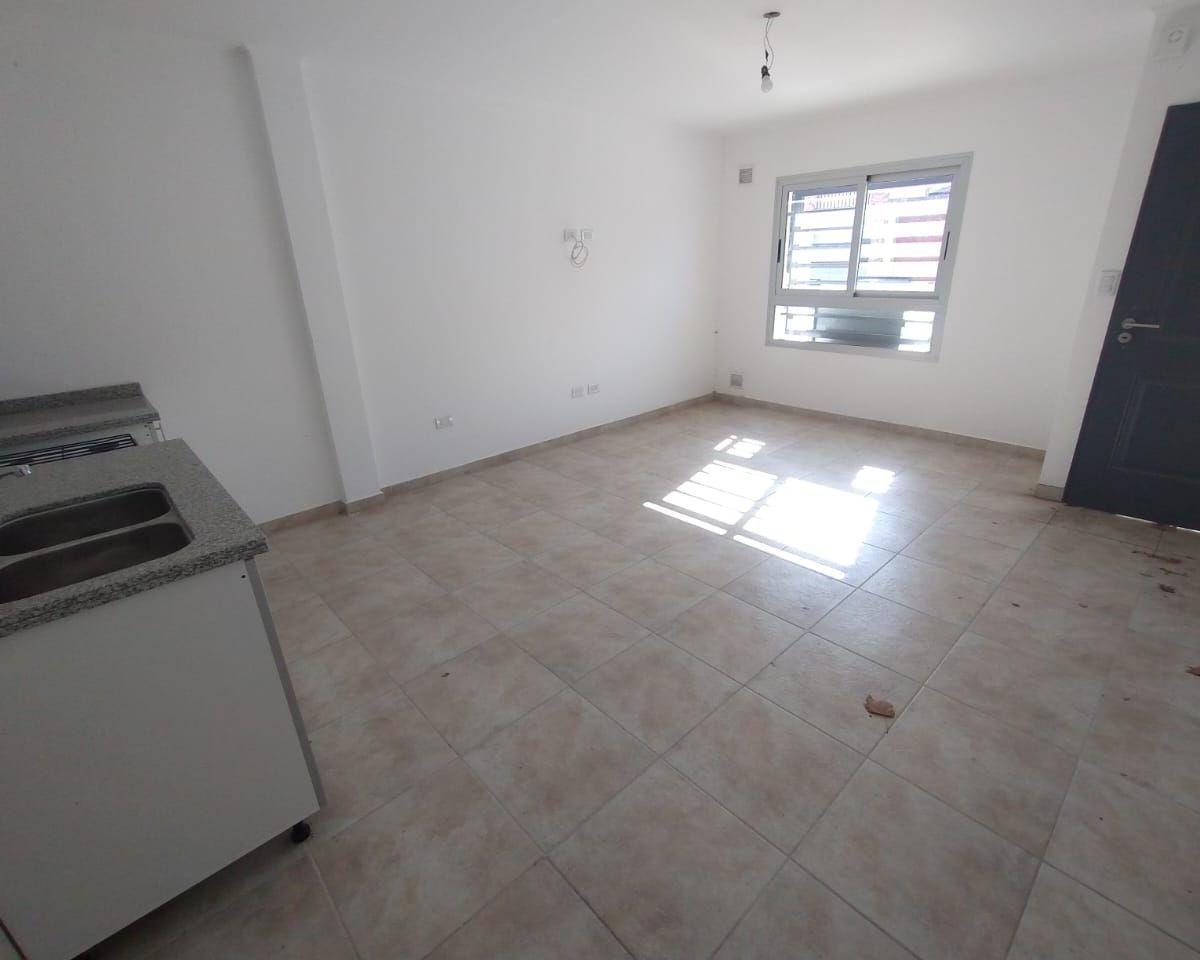 Departamento 2 Ambientes. | 31 Al 700 1