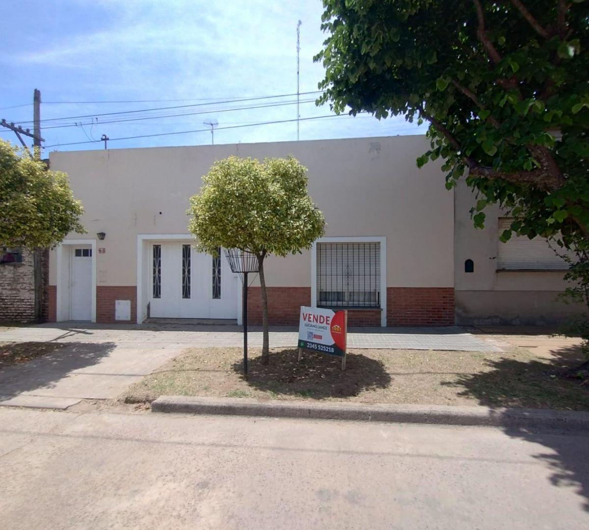 Casa 4 Ambientes. | 3 Al 800 5