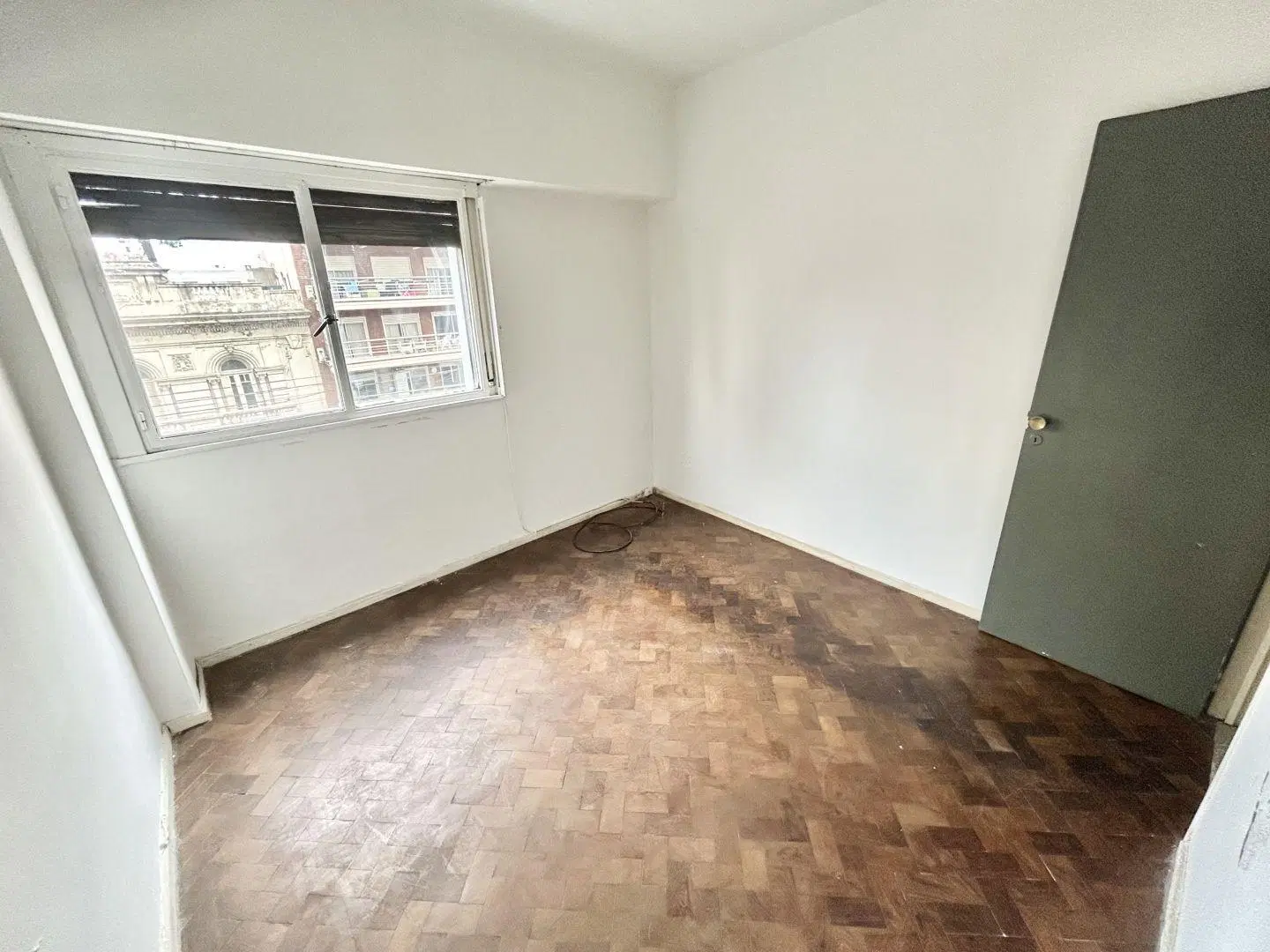 Departamento 2 ambientes. | AV. CORDOBA al 3500 4