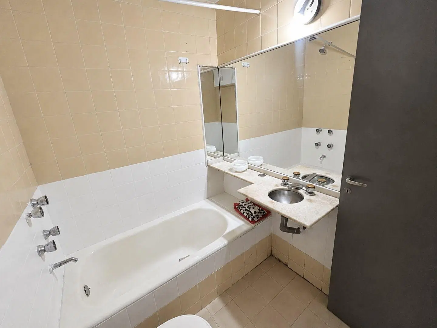 Departamento 2 ambientes. | AV. CORDOBA al 3500 2