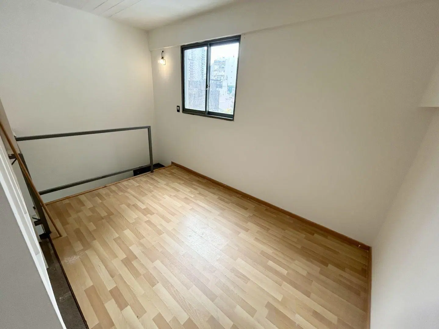 SIN EXPENSAS, SIN ABL: DUPLEX 2 AMBIENTES CON ATERRAZADO EN ALMAGRO 5