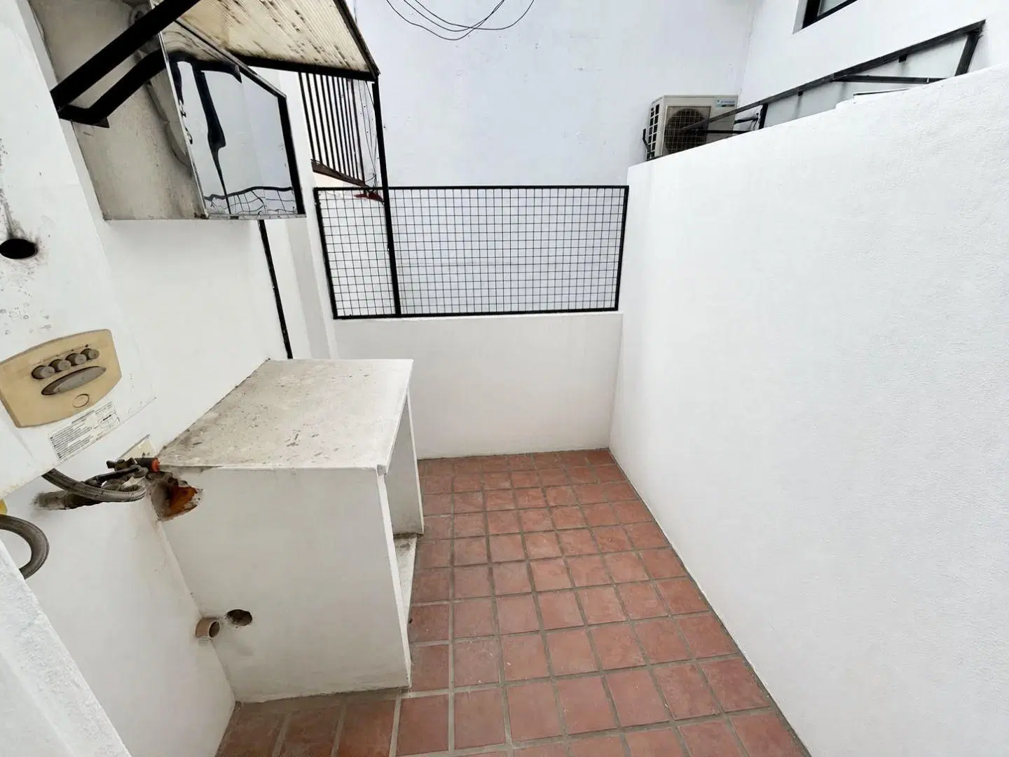 SIN EXPENSAS, SIN ABL: DUPLEX 2 AMBIENTES CON ATERRAZADO EN ALMAGRO 4