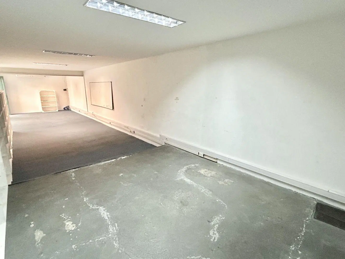 ESPACIO COMERCIAL DE 625 M2 EN PALERMO- ENTRADA VEHICULO 3