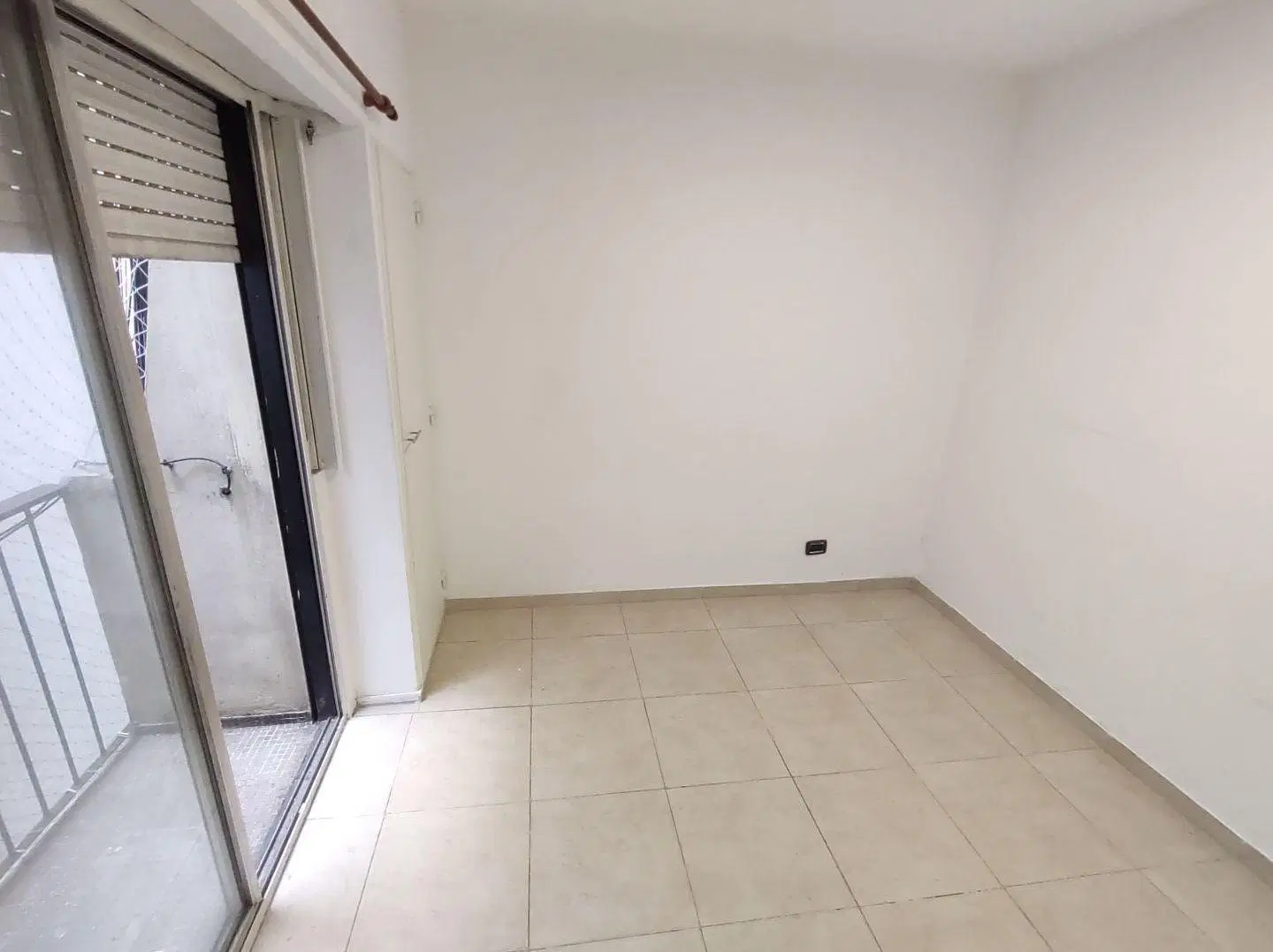 2 AMBIENTES CON BALCON PROXIMO AL ALTO PALERMO SHOPPING 5
