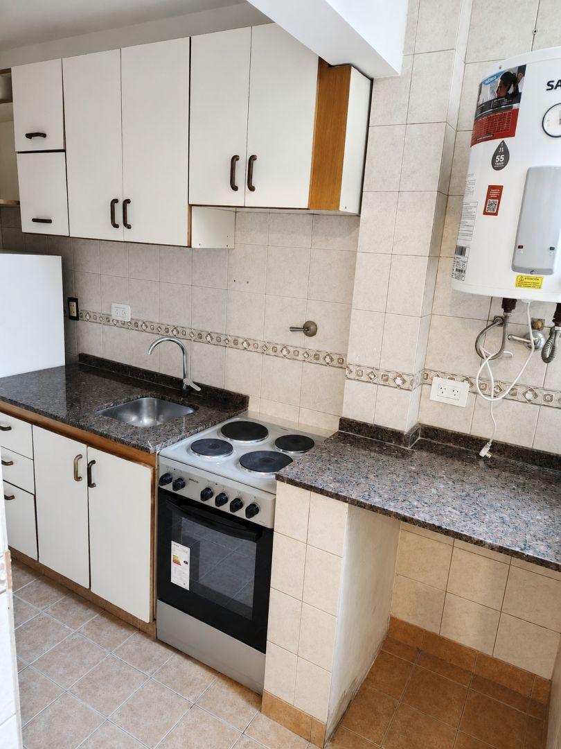 Foto de MONOAMBIENTE CON COCINA SEPARADA EN ALMAGRO, imagen 4