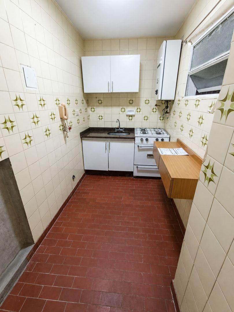Foto de AMPLIO 2 AMB CON COCINA SEPARADA EN ALMAGRO, imagen 3