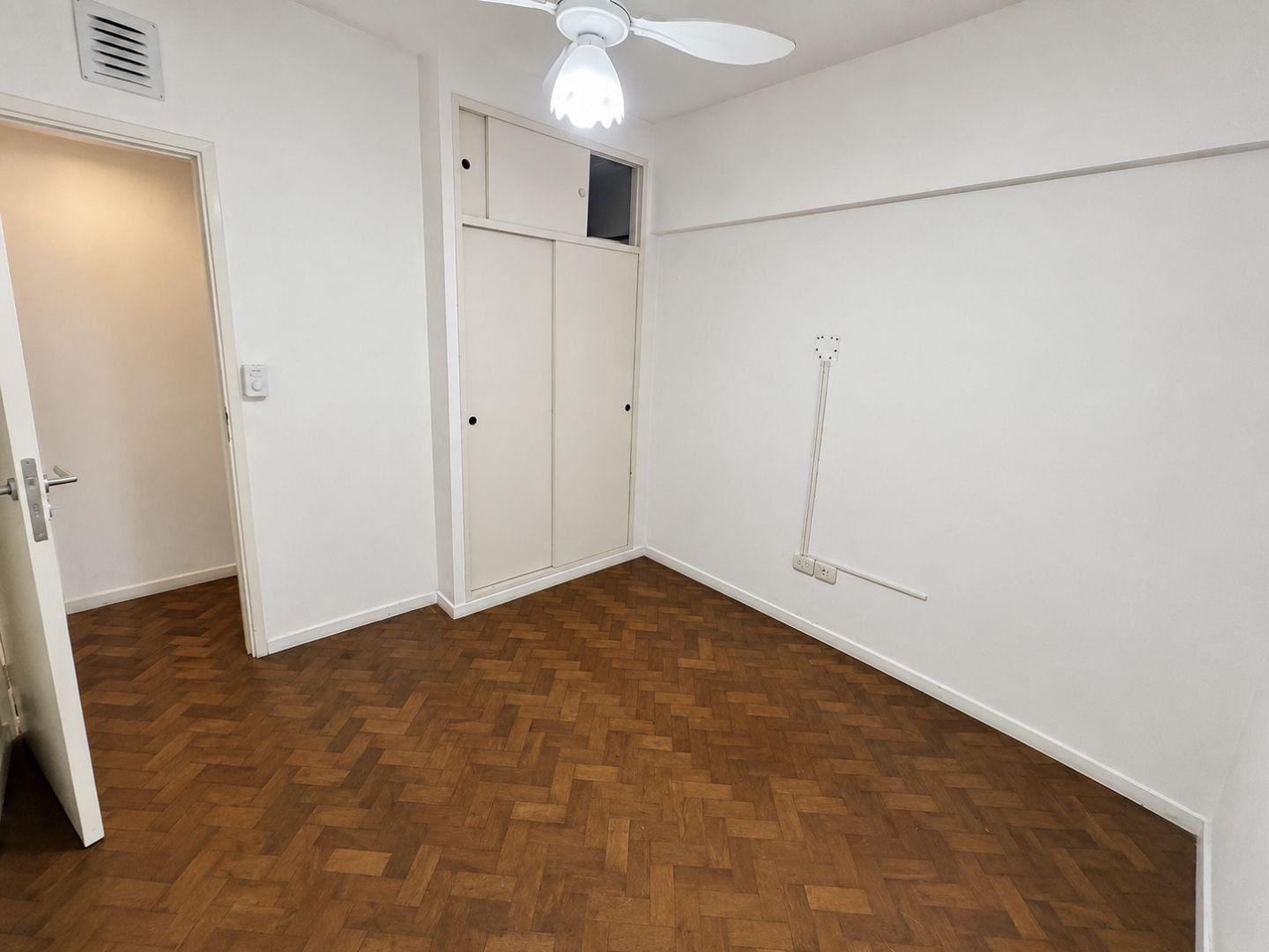 Foto de OPORTUNIDAD: 2 amb c/ baño reciclado - Zona Alto Palermo, imagen 2