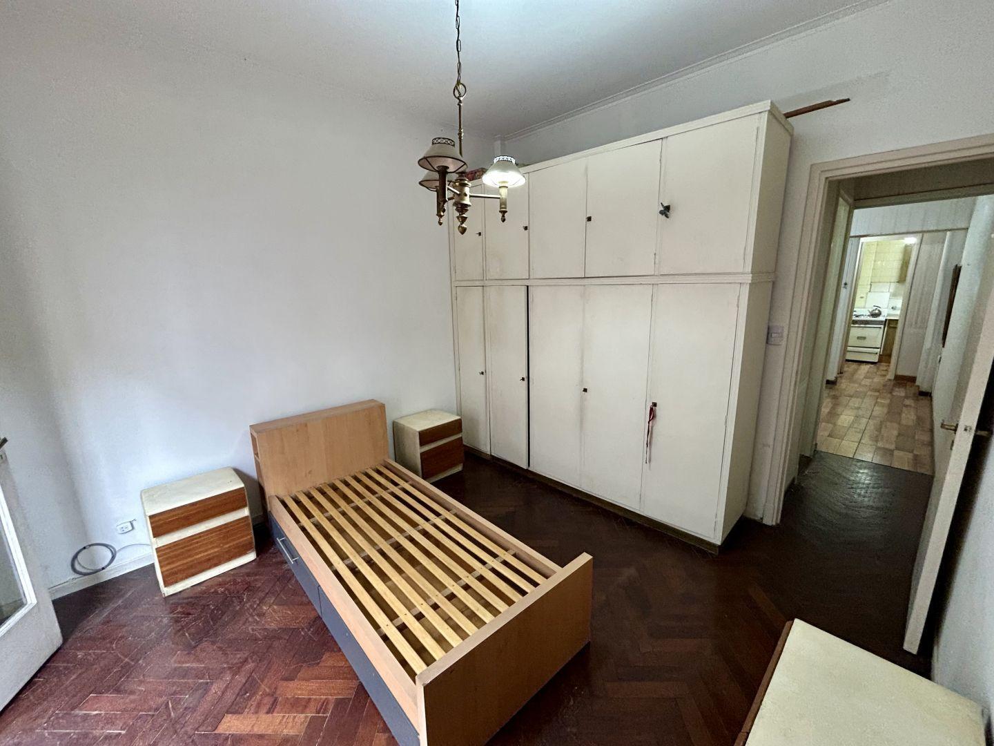 Foto de 2 AMB C/ BALCON + FRENTE + COCINA SEPARADA EN BILLINGHURST Y MANSILLA, imagen 3