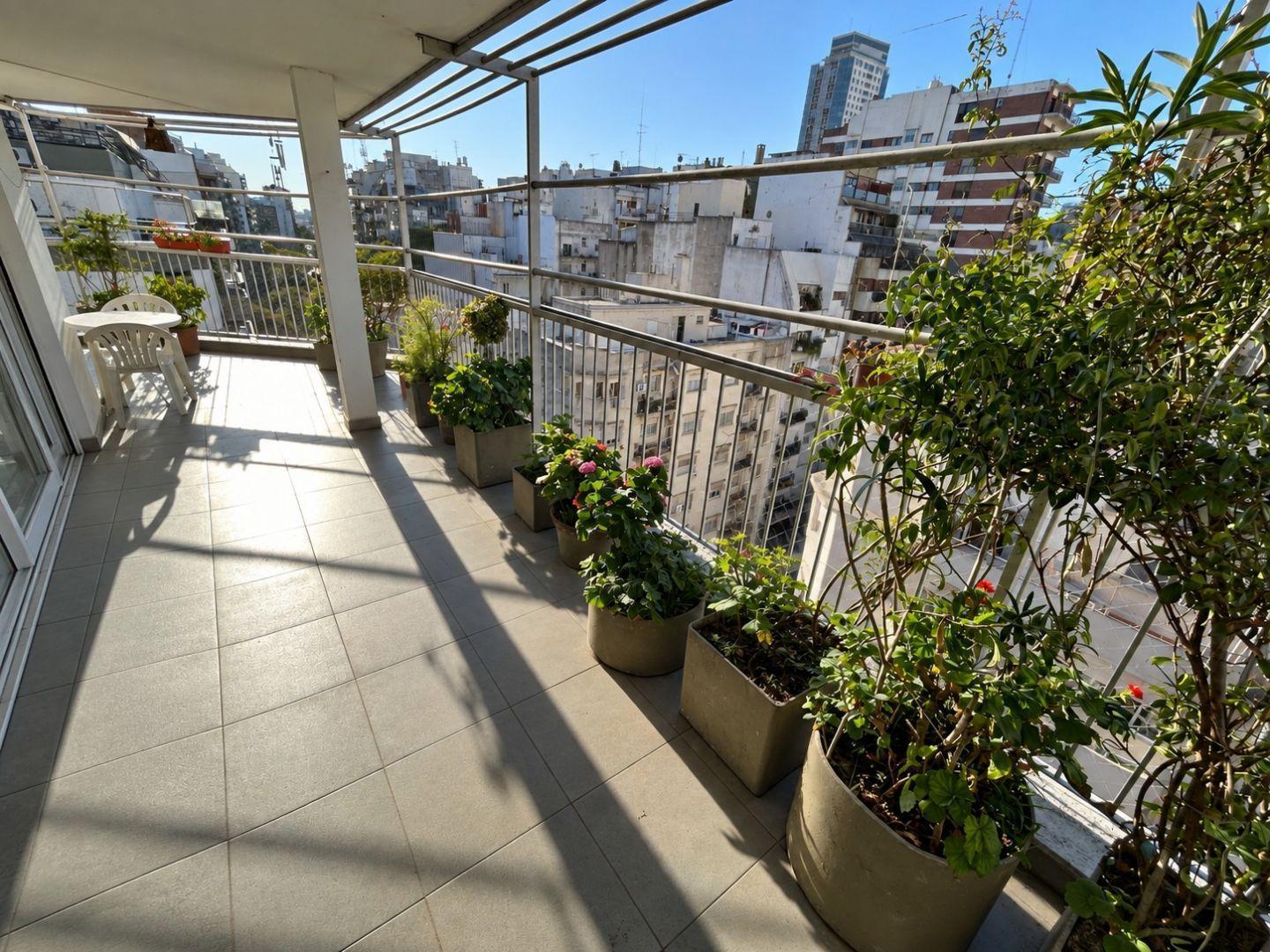 Foto de PISO C/ BALCON ATERRAZADO EN L C/ COCH - BOULEVARD CHARCAS, imagen 2