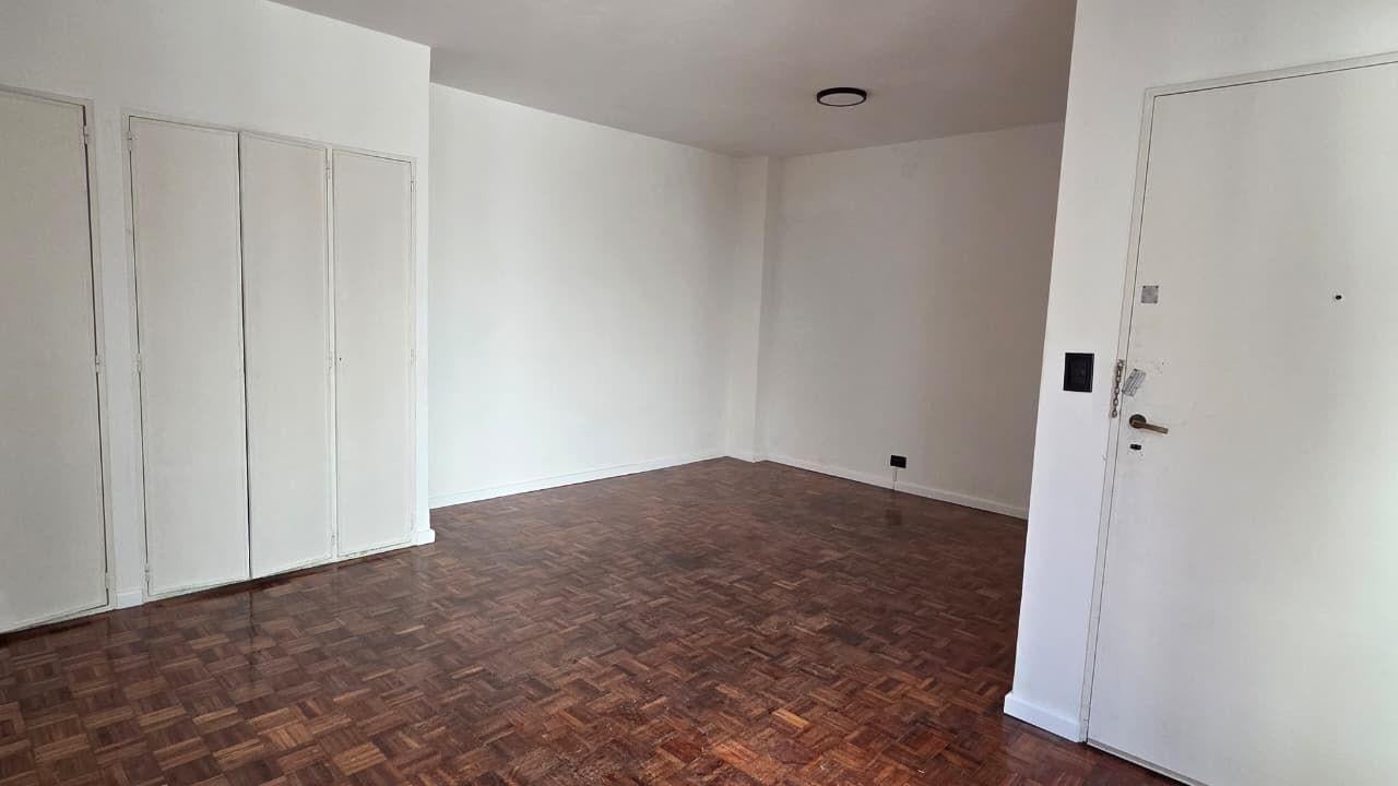 Foto de DEPTO RECICLADO: 2 AMB CON BALCON FRANCES CERCA DE LA ESTACION DE VILLA, imagen 3