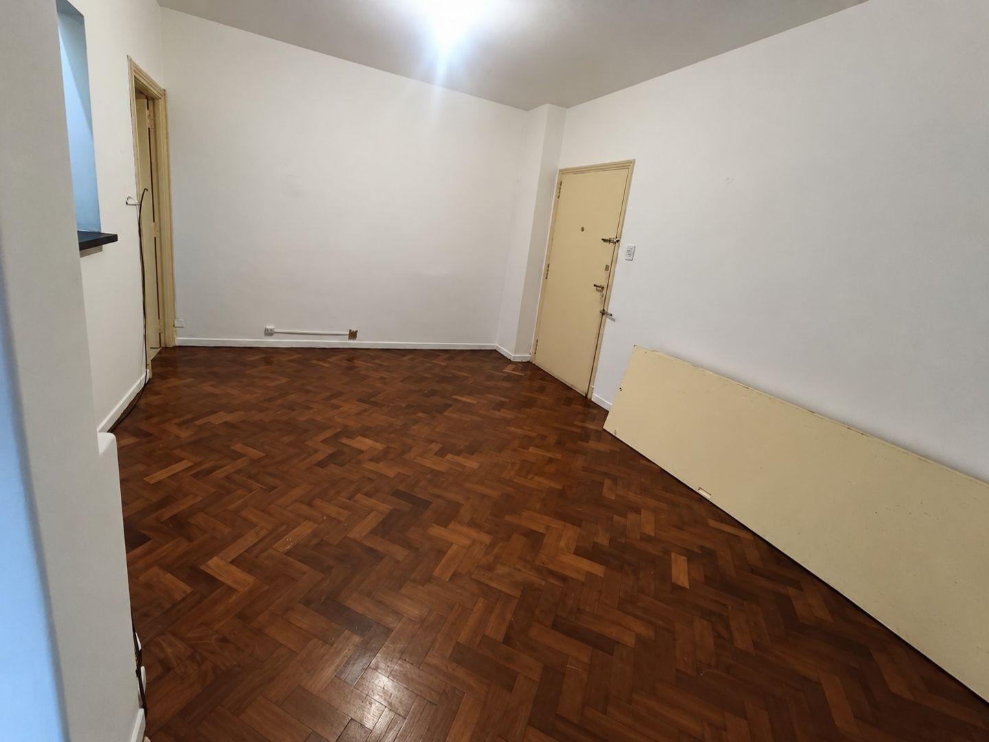 Foto de OPORTUNIDAD: 3 AMBIENTES CON BALCON FRANCES EN ONCE, imagen 2