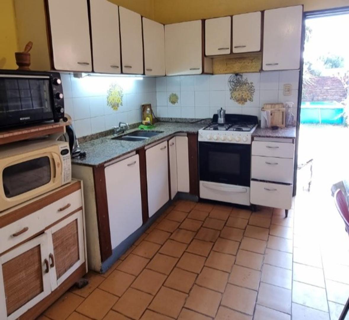 Vendo o Permuto Casa en Ituzaingo 3 Dorm. 2