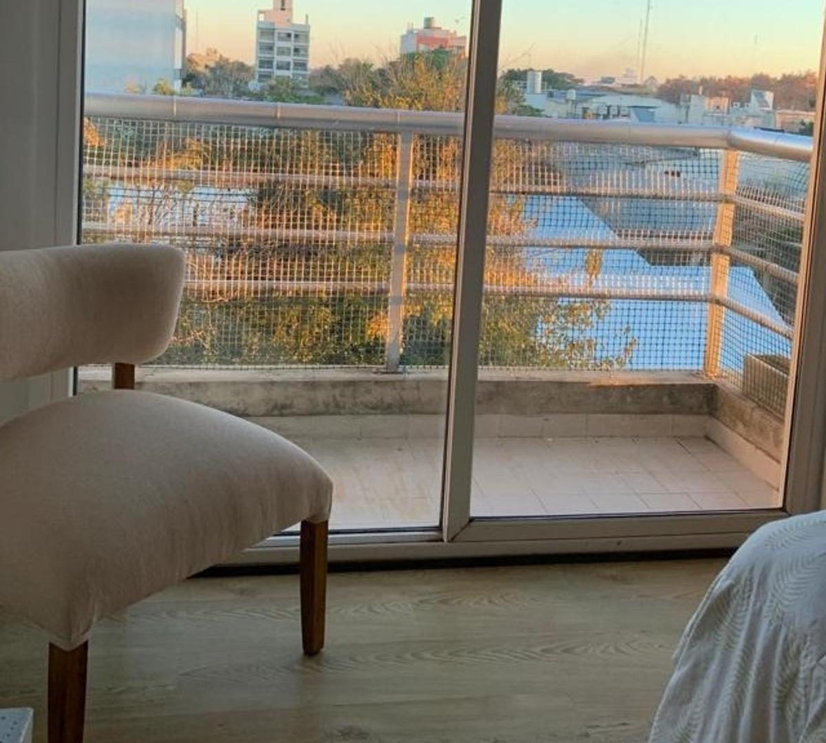 Hermoso Departamento en Venta en Moreno Centro 4
