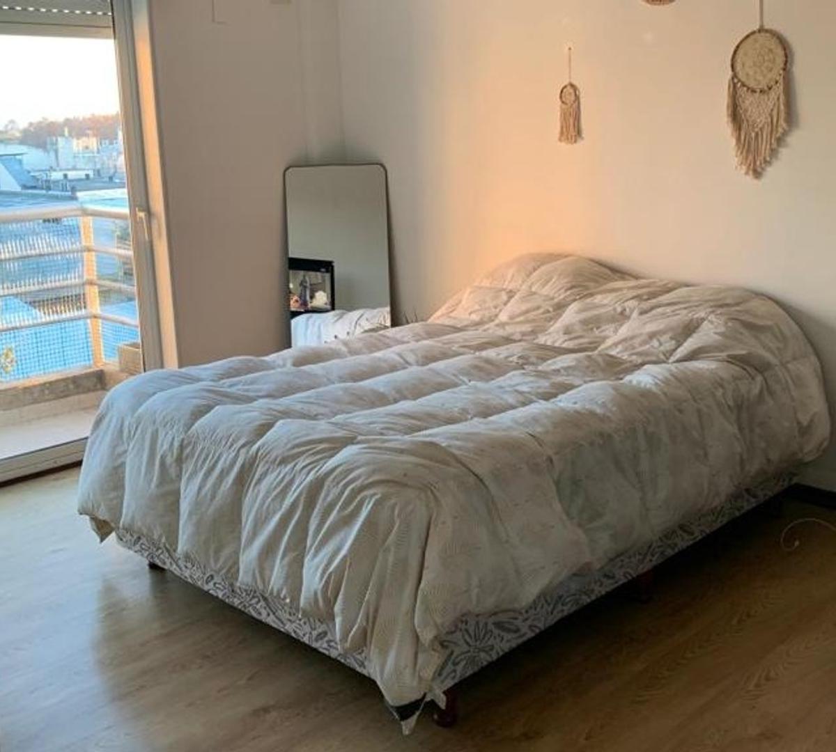 Hermoso Departamento en Venta en Moreno Centro 2