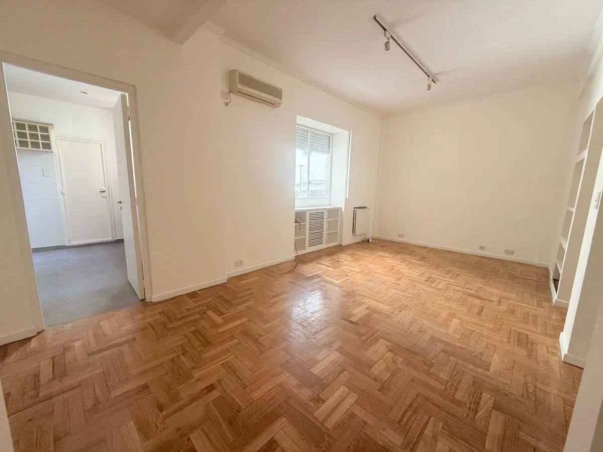 Departamento de 78 m² con 2 dormitorios en alquiler en Recoleta muy luminoso 8