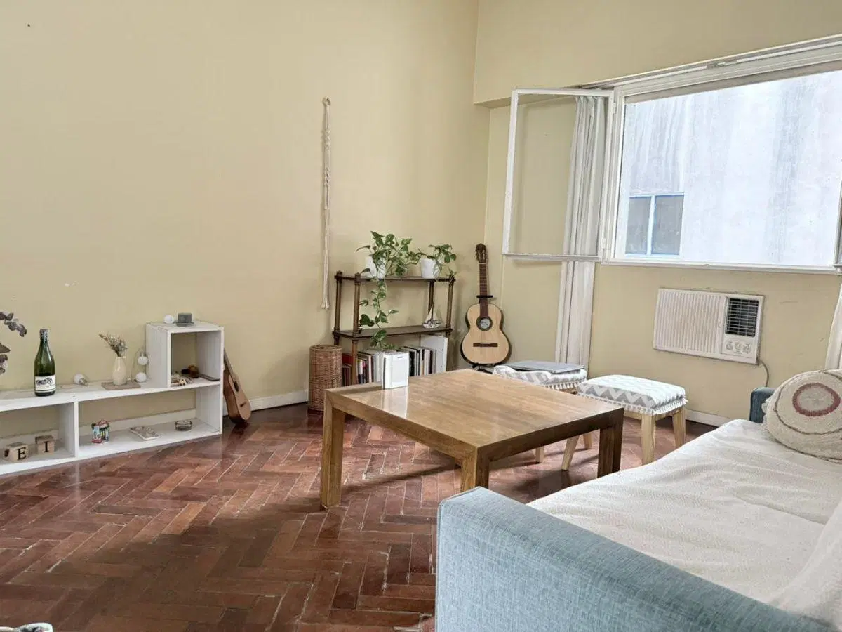 2 ambientes muy silencioso en Santa Fe y Laprida 1