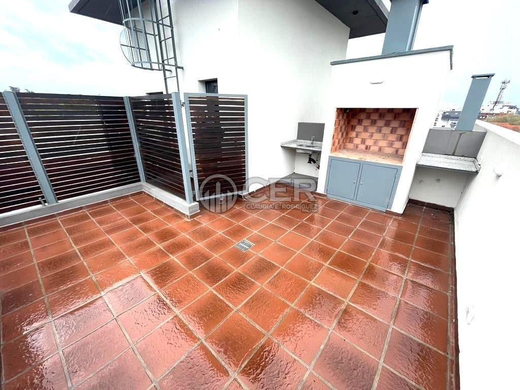 Venta Departamento 4 Ambientes con Cochera y Terraza Privada 5