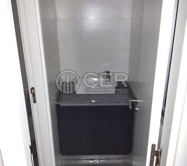 Alquiler de Oficina en Edificio Office Center ( POR 24 MESES ) 2