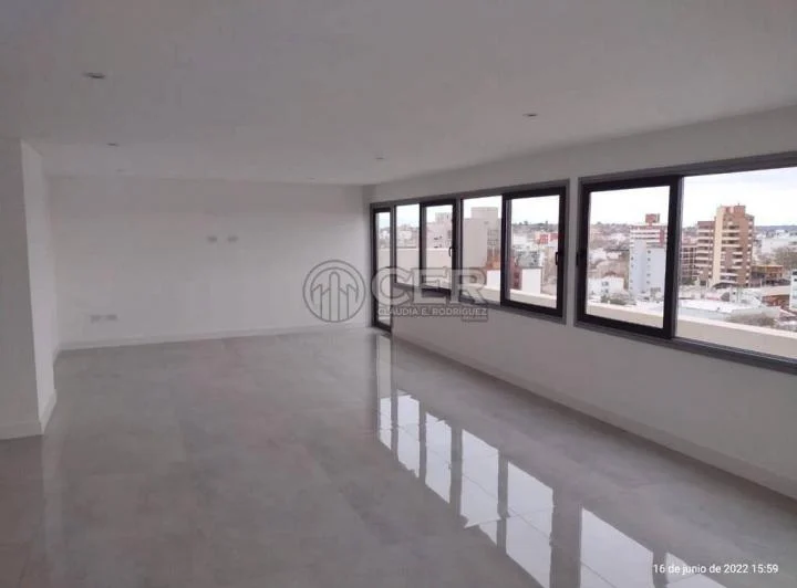Alquiler de Oficina en Edificio Office Center ( POR 24 MESES ) 3