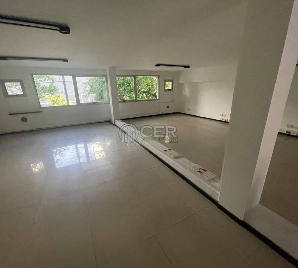 Foto de Alquiler de Oficina al Frente Contrato 36 Meses "Centro", imagen 1