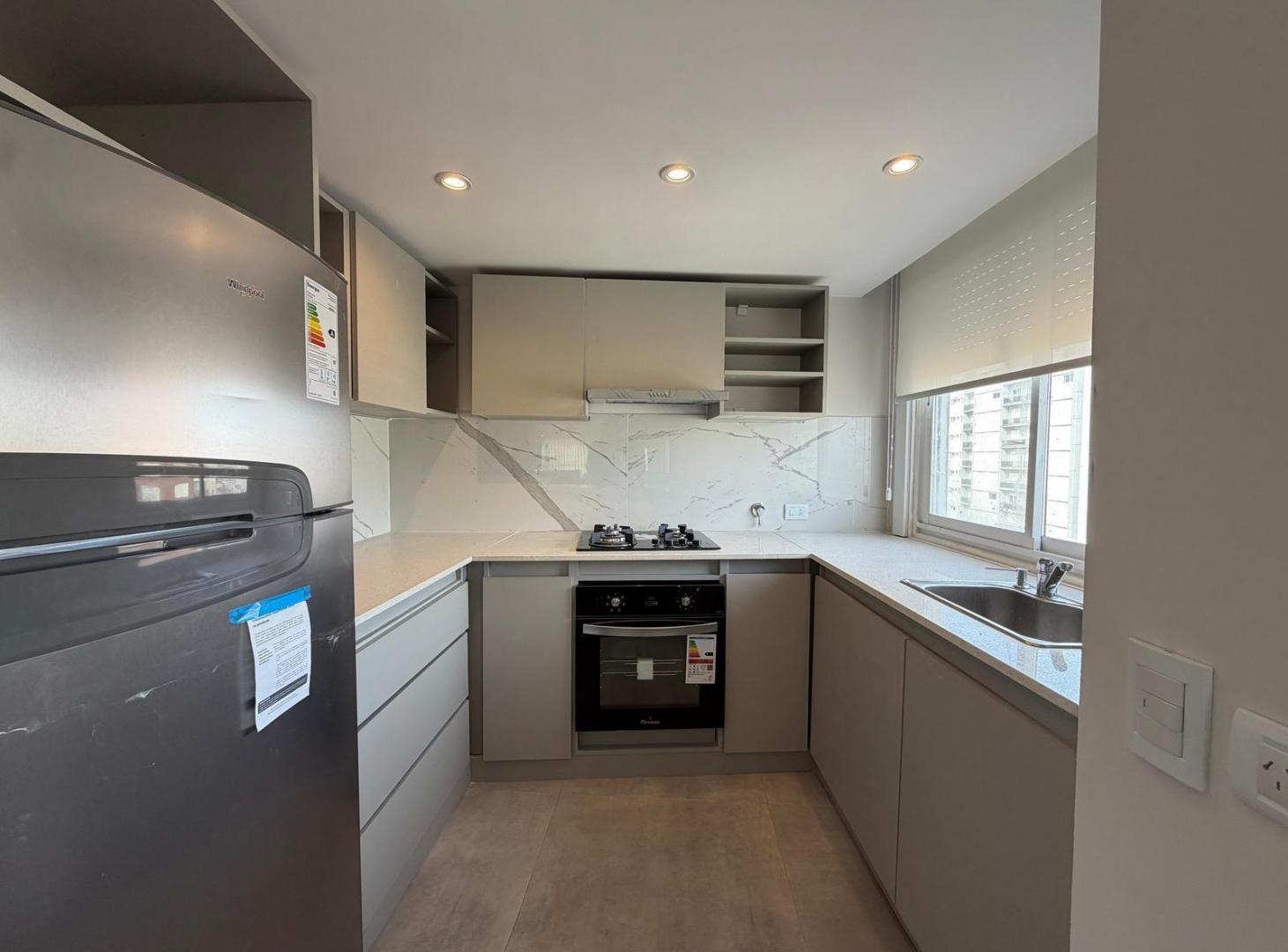 Foto de Venta de Departamento 4 Ambientes vista al mar con cochera "Playa, imagen 4