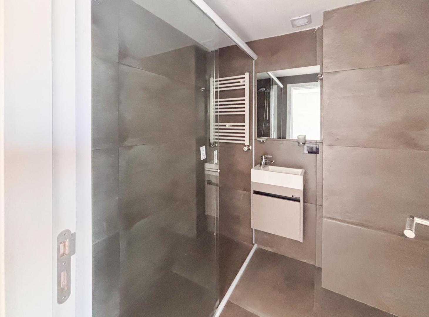 Foto de VENTA DEPARTAMENTO 2 AMBIENTES CON COCHERA Y BAULERA A ESTRENAR, imagen 4