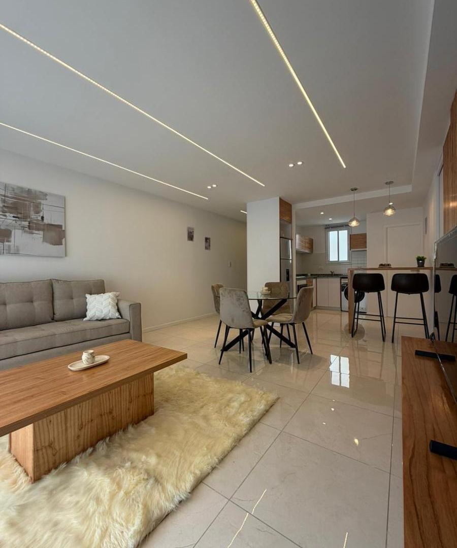 Foto de VENTA 3 AMBIENTES CON BALCON A METROS DEL MAR "CENTRO", imagen 3