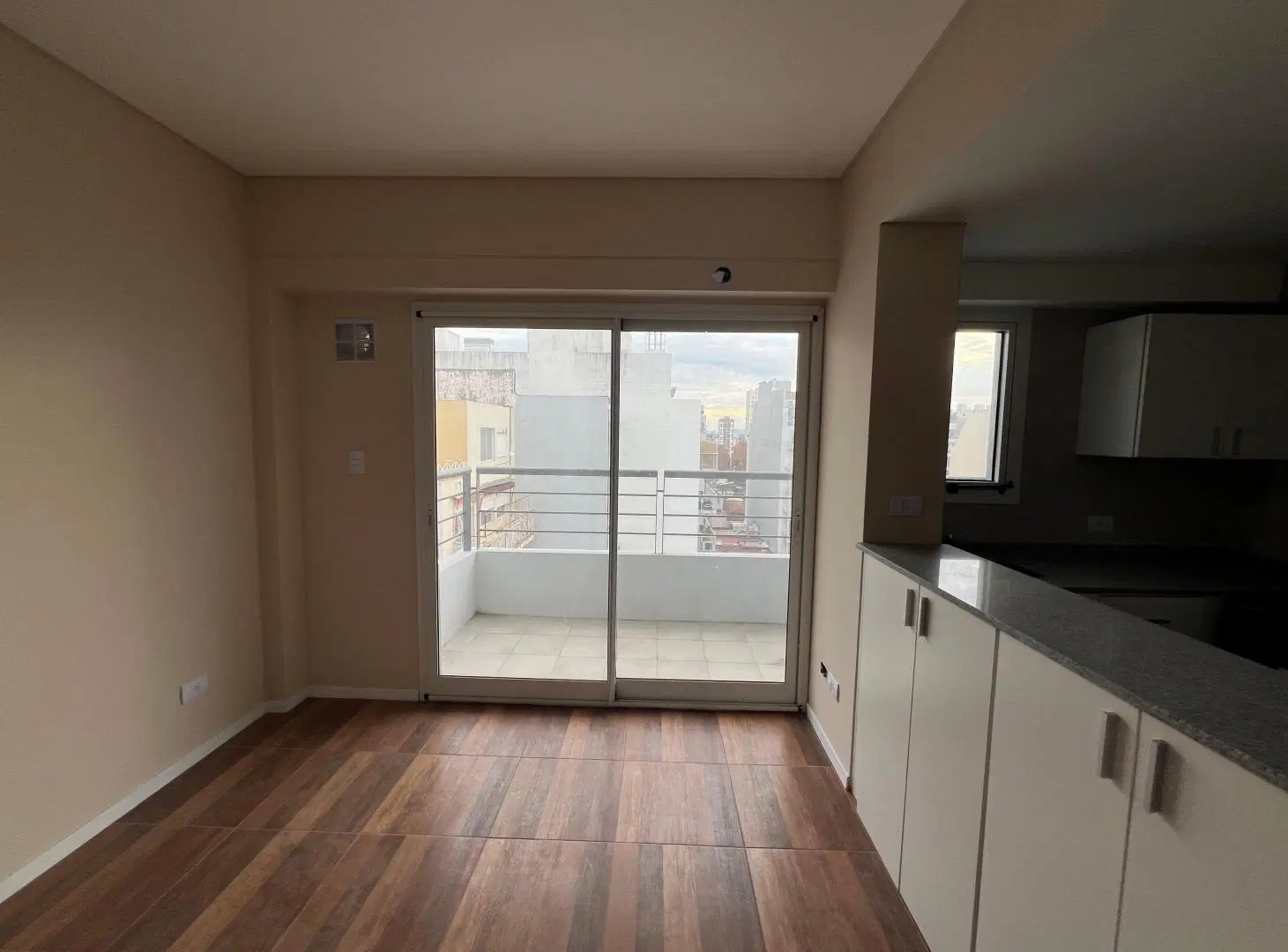 Excelente 2 Ambientes A Estrenar Con Balcón Corrido y Vista Abierta! Pleno Villa Crespo! Oportunidad 3