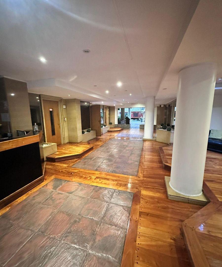 Foto de A Metros de Barrancas de Belgrano! Con Cochera!3 Dormitorios y 1 en Suite.Semipiso y Palier Privado, imagen 3