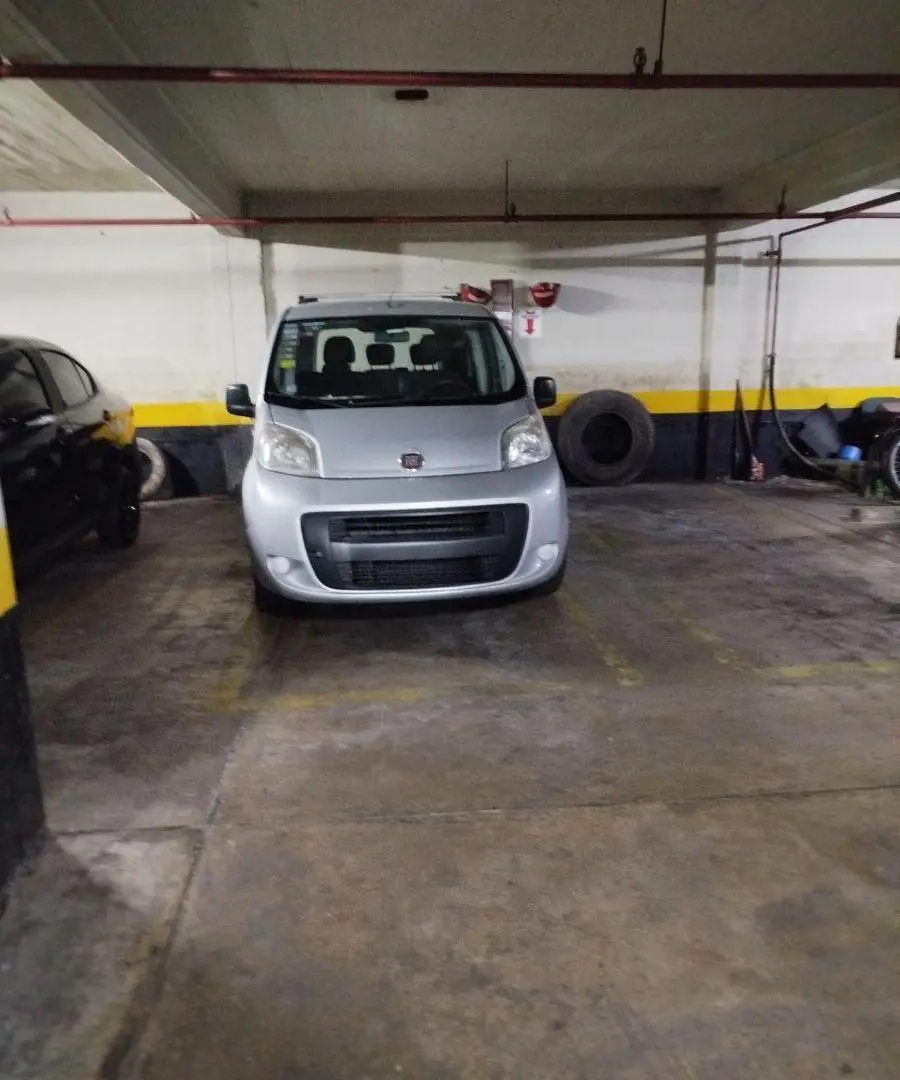 VENTA COCHERA AMPLIA en BALVANERA 1