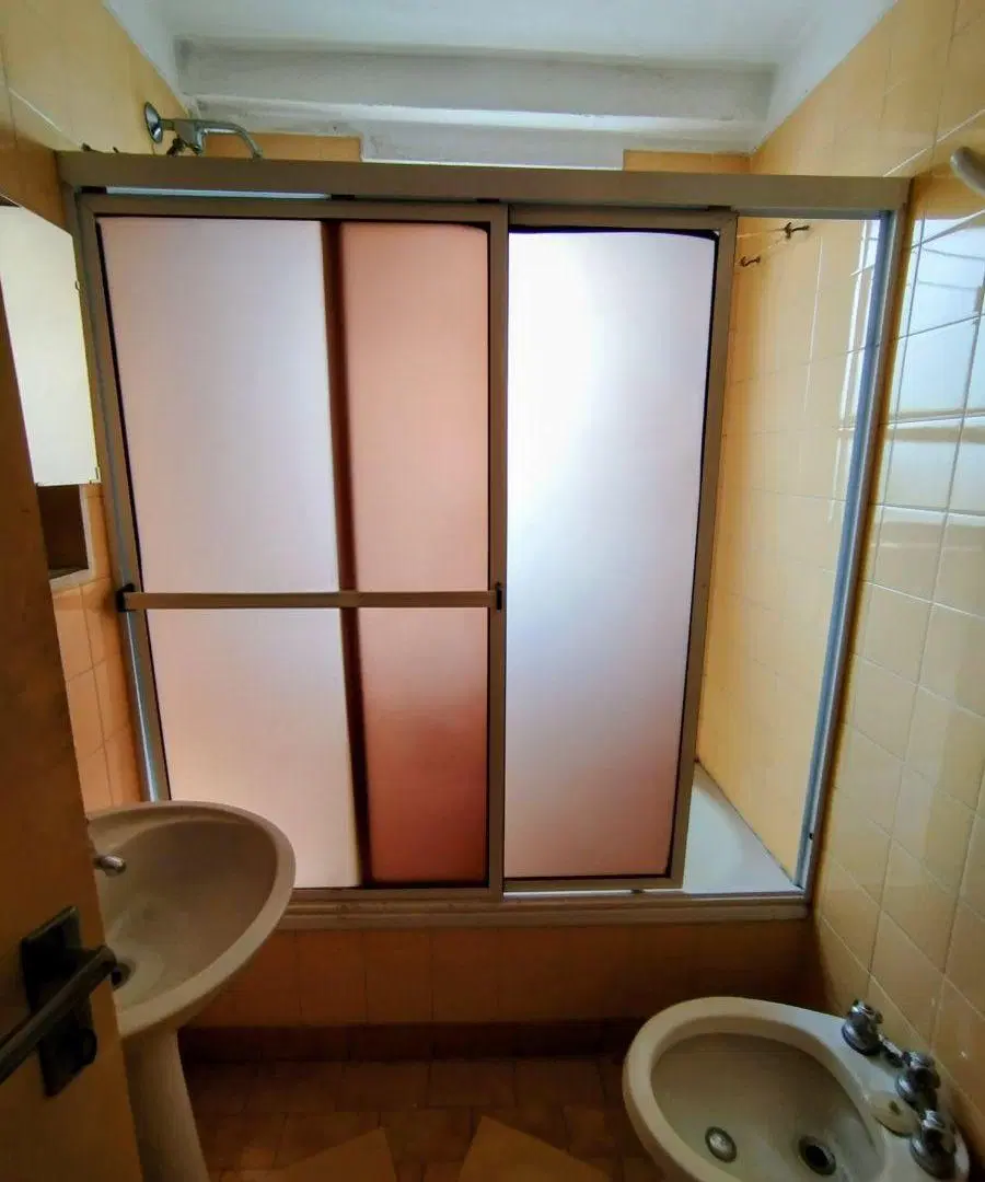VENTA DEPTO 2 AMB PISO ALTO LUMINOSO 42 m2 FLORES NORTE 8
