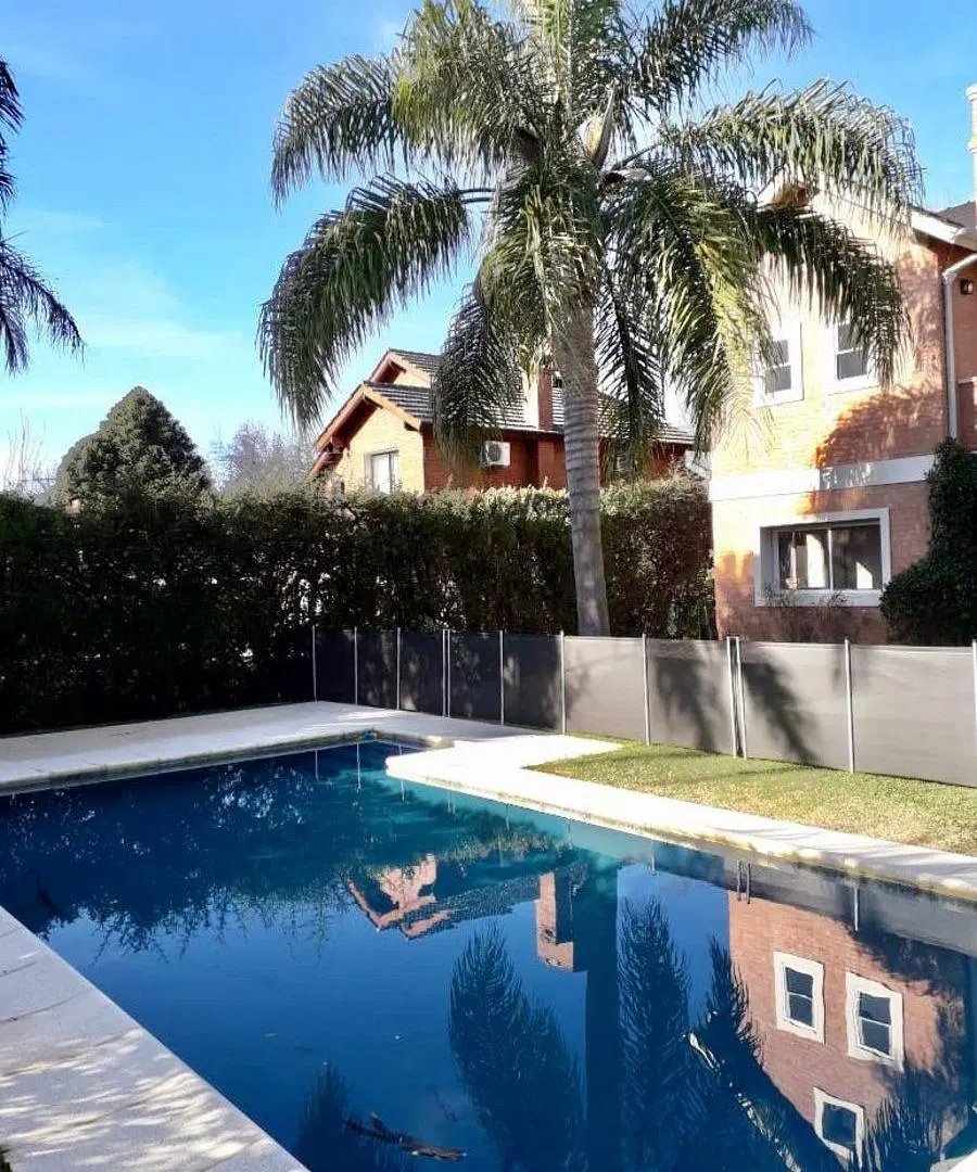 Casa de 320 m² con 4 dormitorios en venta en Los Cardales Country Club 2