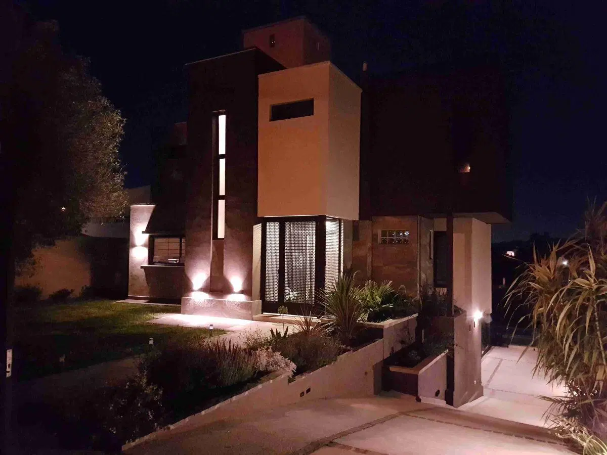 UNA CASA DE REVISTA ! EN VENTA, EN VILLA CARLOS PAZ, VILLA DEL LAGO, MAGNÍFICA, TREMENDA VISTA. 5