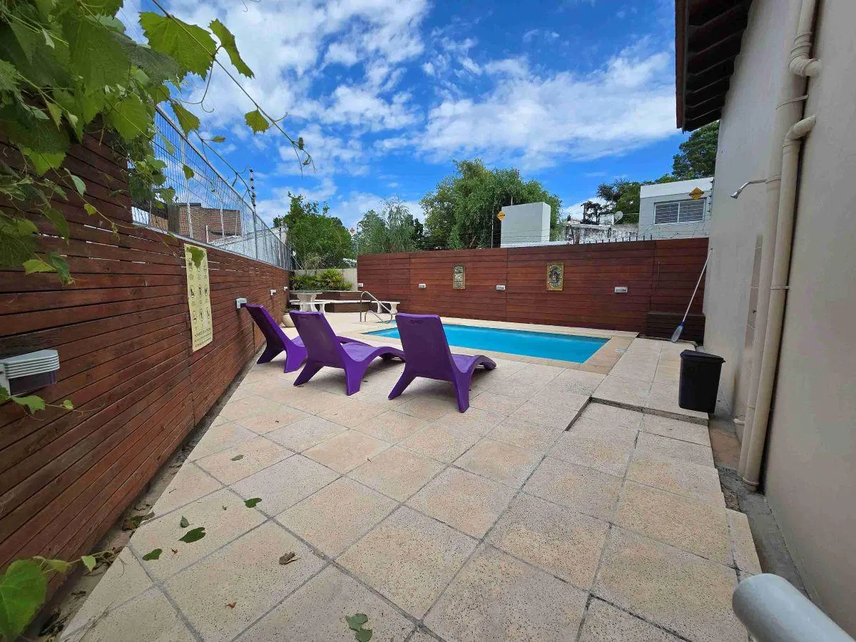 BELLO DEPARTAMENTO EN VENTA EN CARLOS PAZ, 2 DORMITORIOS, CON BALCÓN A LA CALLE. 5