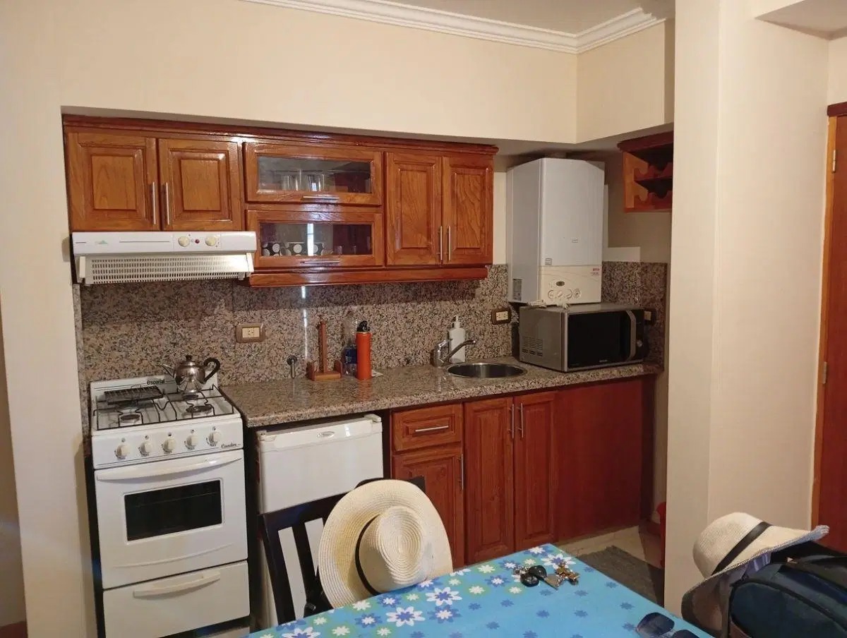 MUY LINDO DEPARTAMENTO EN VENTA EN CARLOS PAZ, 1 DORM. CALEFACCIÓN CENTRAL. EDIFICIO SAN NICOLAS 3