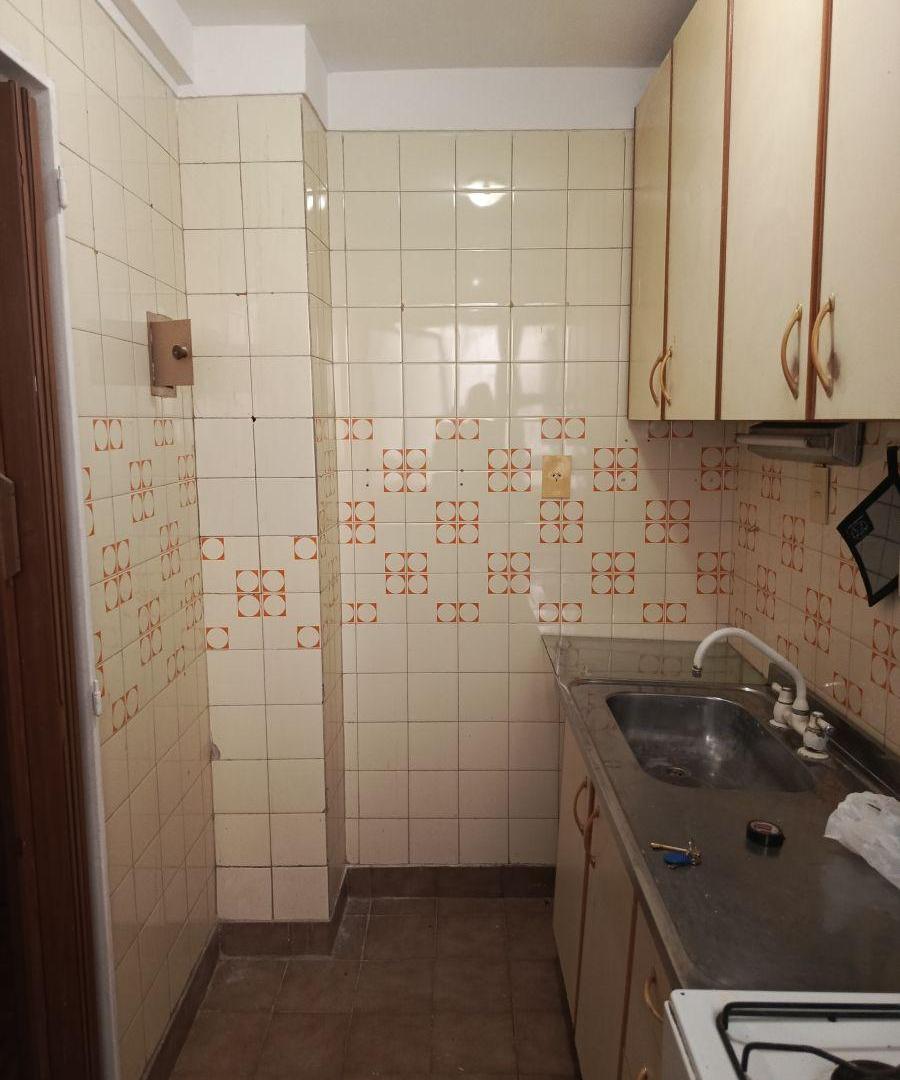 Foto de Cómodo dos ambientes en excelente ubicación en Almagro, imagen 5