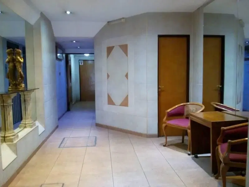FLORESTA. DEPARTAMENTO EN VENTA . 2 AMBIENTES LATERAL MUY LUMINOSO. LAVADERO INDEPENDIENTE 2