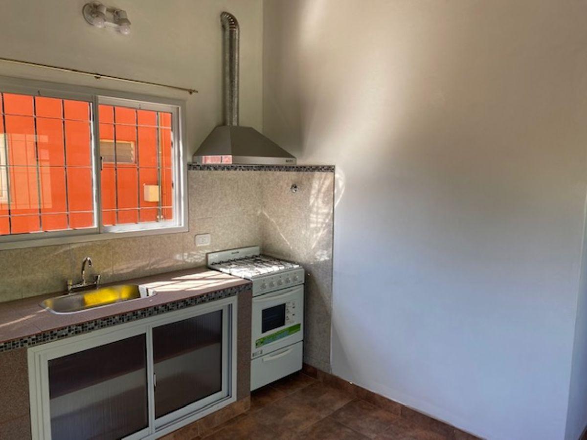 Foto de Departamento de 2 ambientes con excelente acceso, imagen 2
