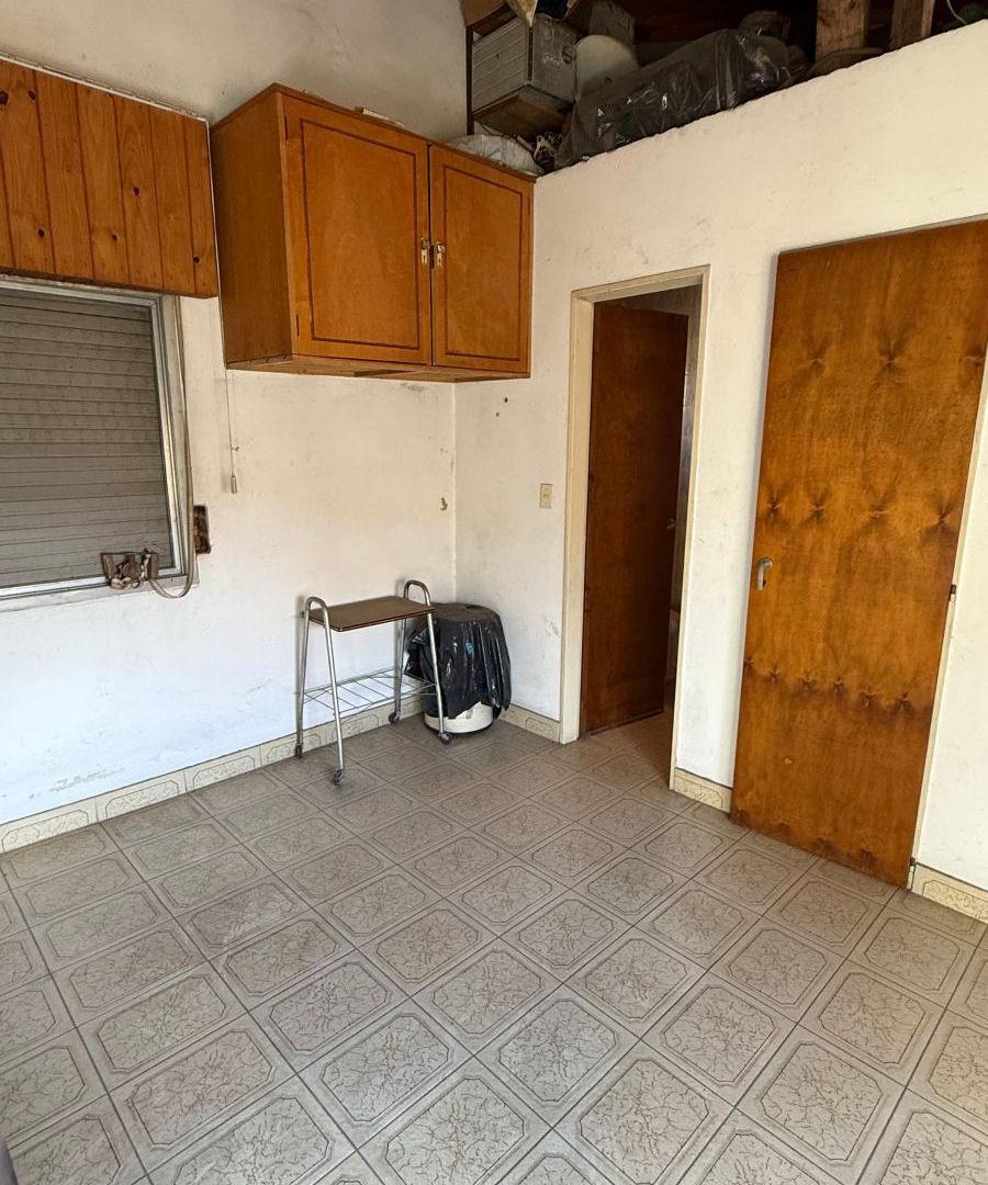 Casa en venta en De Vicenzo. Súper oportunidad en excelente ubicación!