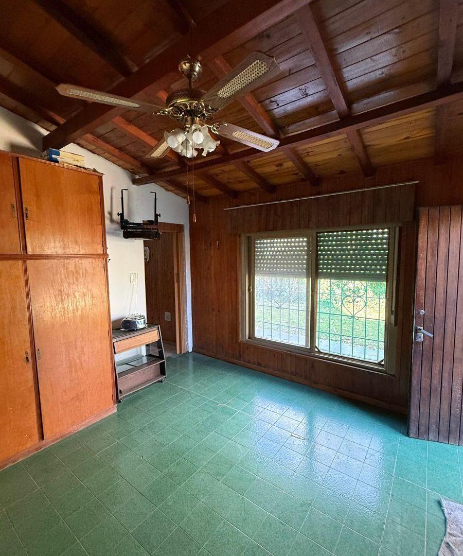 Casa en venta en De Vicenzo. Súper oportunidad en excelente ubicación!
