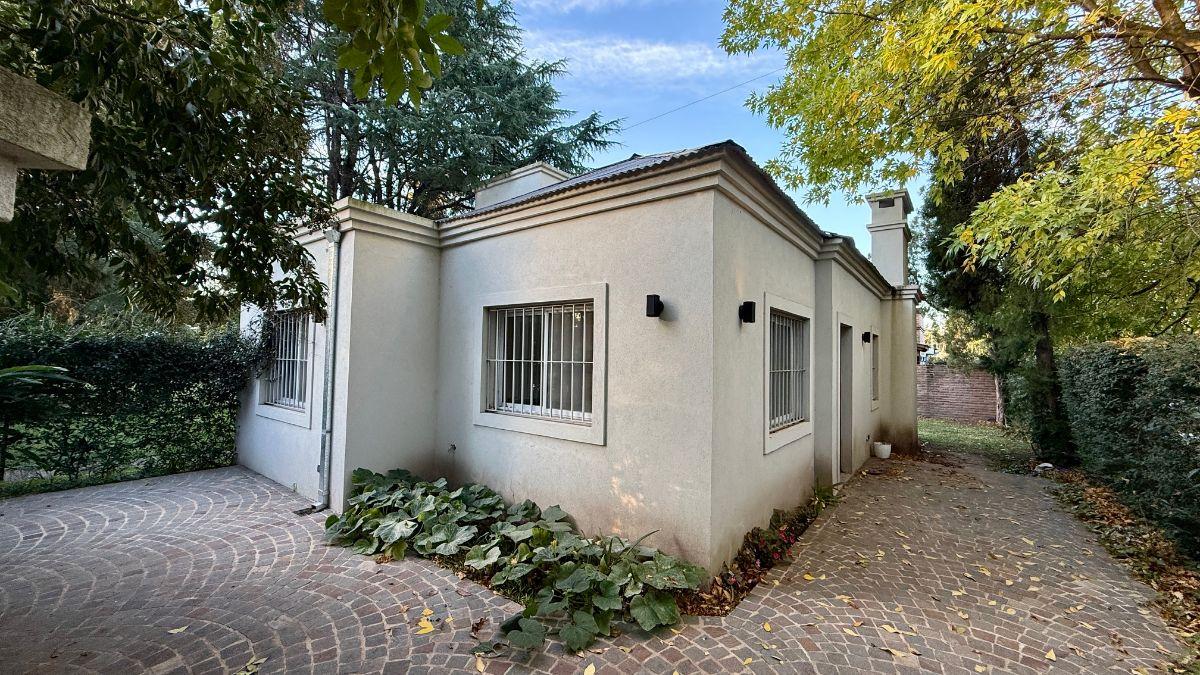 Excelente propiedad en venta de 3 ambientes.